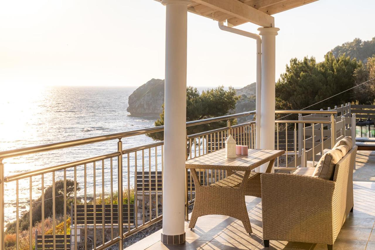 Villa Renata & Villa Filippos With Private Plunge Pool By Konnect Агиос Гордиос Екстериор снимка